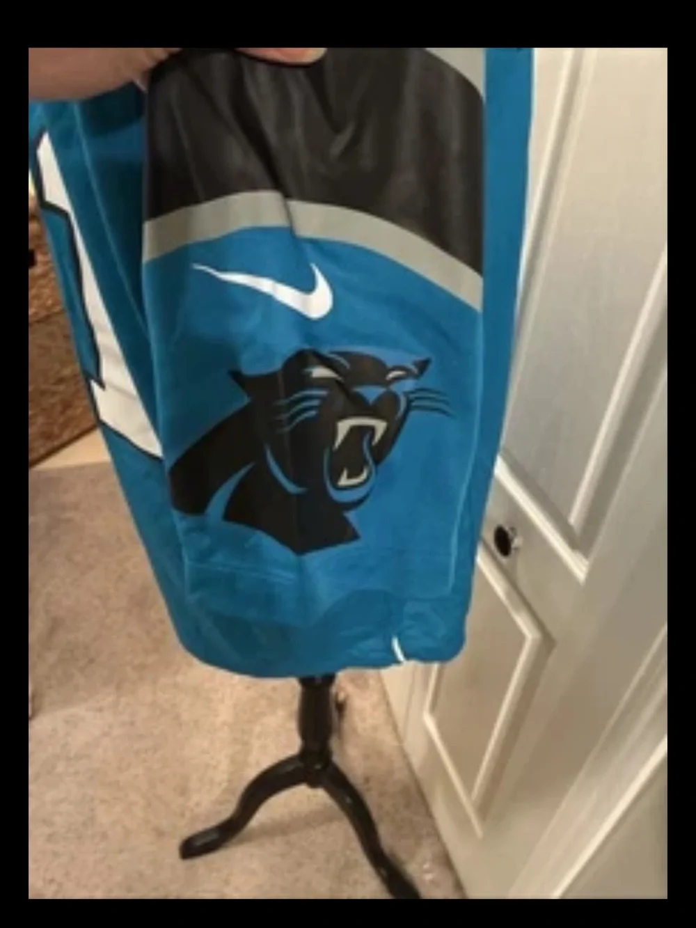 Nike NFL Carolina panthers #21 Jeremy Chinn jersey men’s size medium